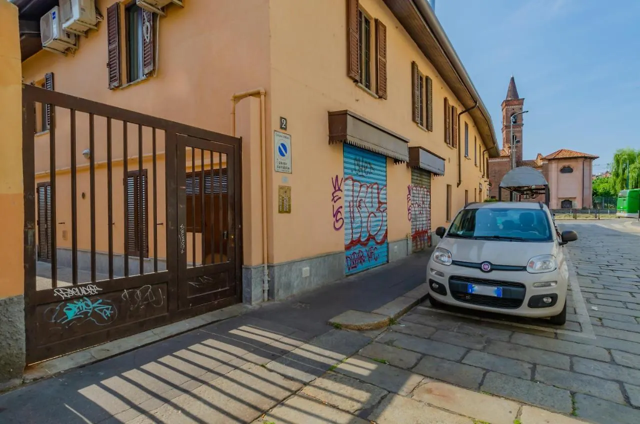 Navigli-Tortona - Aesthetic Suite Milan Italy