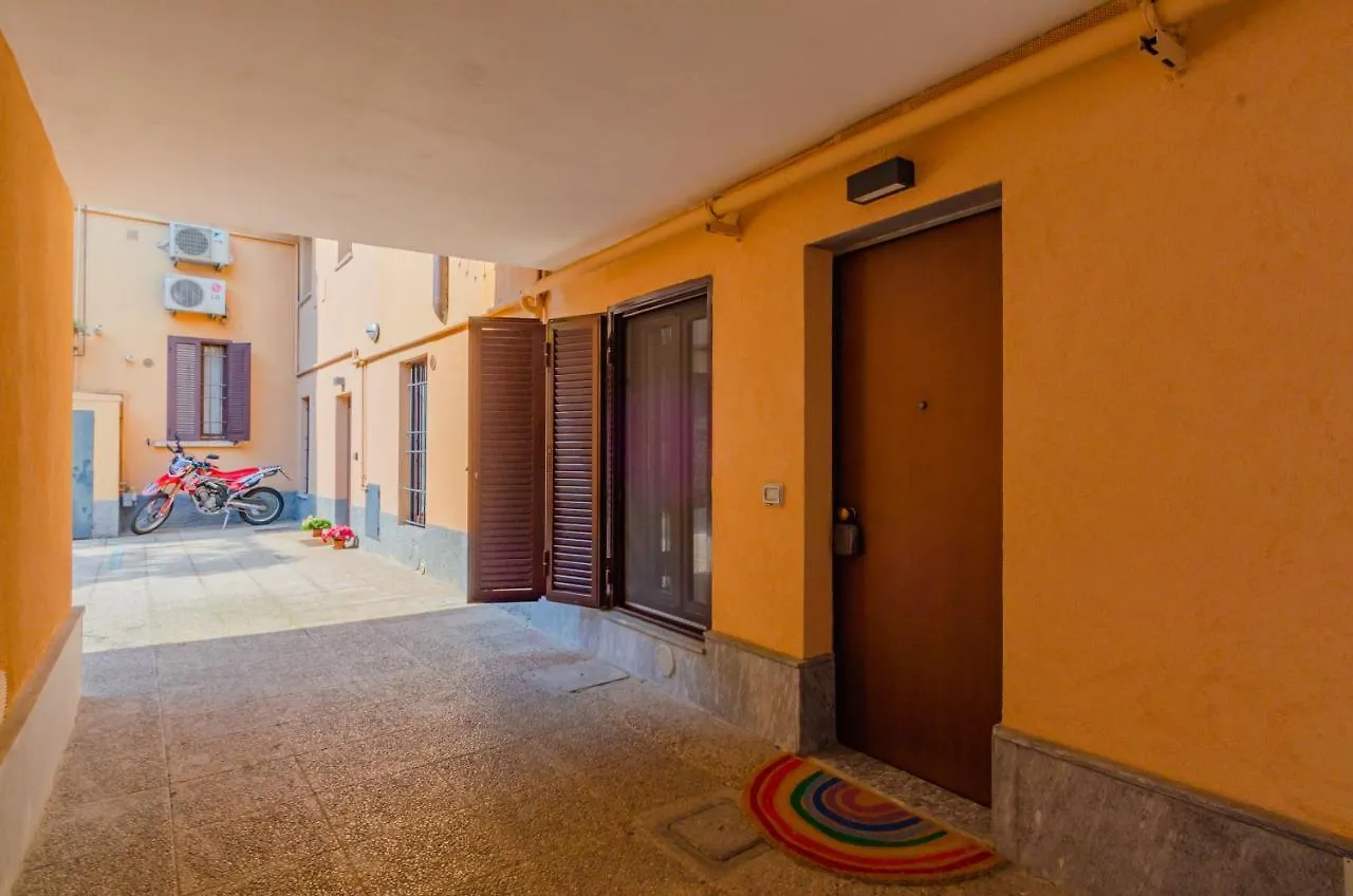 Navigli-Tortona - Aesthetic Suite Milan 0*,  Italy